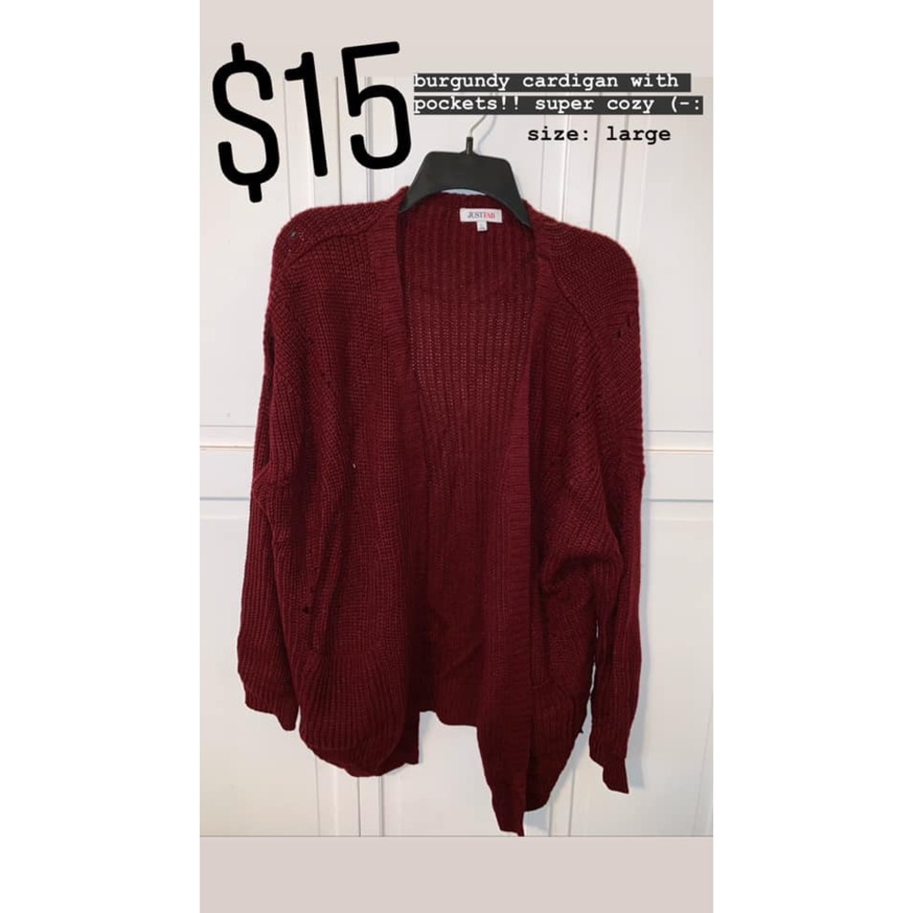 burgundy cardigan with pockets!